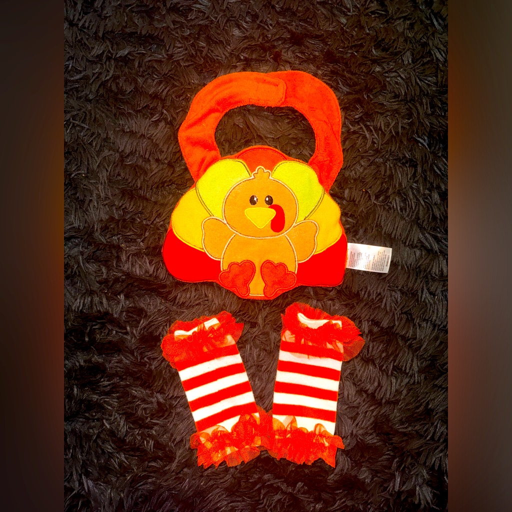 Bib Set